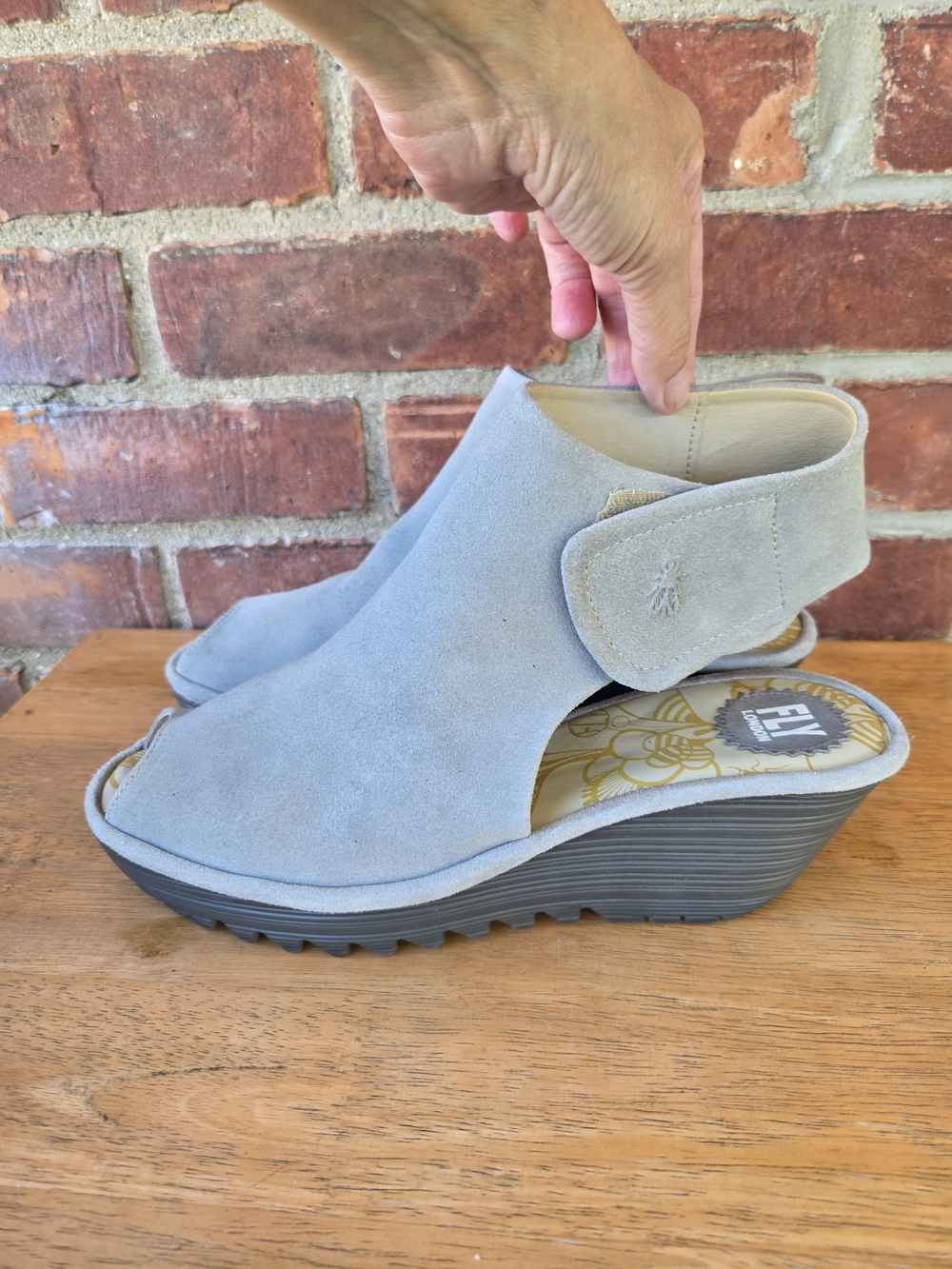 Fly London Suede Open-Toe Wedge Sandals Yone Peep Toe Chunky Grey